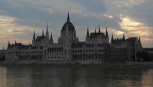 Parlament. / ***