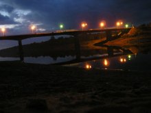 Brücke bei Nacht / ***