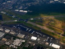 Flughafen / ***