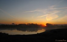 Sonnenaufgang über dem Fluss / 10.10.09