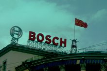 boshshsh / ***