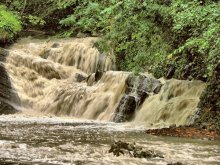 tropischen Wasserfall / ***
