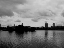 Stadt am Fluss / ***