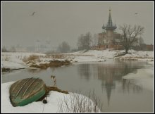 Dunilovo Dorf, dem Fluss Tesa / *****