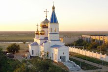 Kirche St. Georg der Siegreiche. Baikonur / ***
