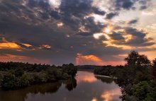 Adygea. Sonnenuntergang über der Elbe. / ***