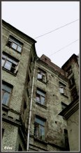 Gebäude / ***