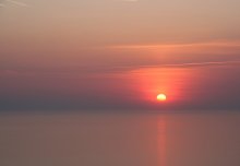 Sonnenuntergang in Gagra / .....