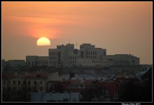Schließen Sie bis zum Sonnenuntergang ... / ***