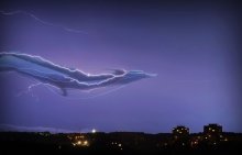 Nachtgespenst / Rabotu delali dvojom, moja fotografija s spyskoj v nocnoe nebo, podruga priklejila drakona