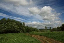 Die Straße am Mittag Sommer / ***