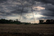 Beiträge, Stangen, Drähte, Drähte / HDR HDR