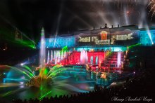 Peterhof. Celebration-Brunnen / ***
