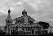 Heilige Himmelfahrtskirche / ***