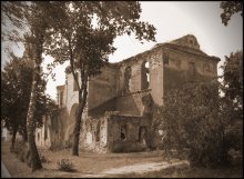 Die Ruinen des Klosters Maria Himmelfahrt in Pustynkah .... / ***