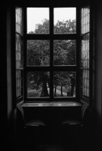 Window. Freie Sitze. Oder des Alters. / ***