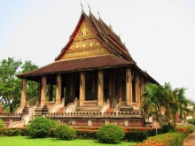 Wat Ho Phra Keo / ***
