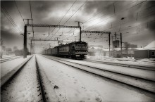 Train / *******