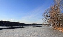 Ende März / ***