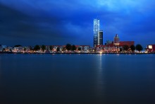 Ansichten von der Uferpromenade von Rotterdam. / ***