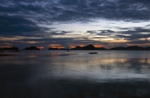 El Nido bay / ***