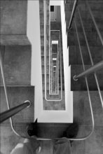 Blick nach unten / ***