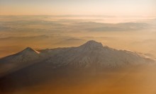 Ararat ... Sonnenuntergang ... / ***