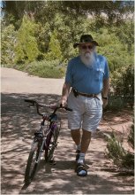 Großvater und ein Fahrrad / *****