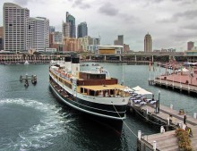 Darling Harbour / ***