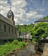 Juni in Monschau. / ***