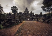 Spaziergang auf der Angkor / ***