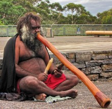 Australian Aboriginal Didgeridoo und / ***
