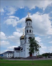 Martyr Church in Huara Veshkah.Podmoskove / http://www.youtube.com/watch?v=G7z4pi2FIZI&amp;feature=related