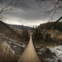 | Hängebrücke | / ***