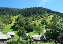 am Fuß der Berge / ***