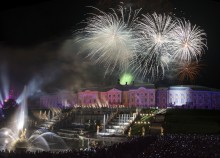 Fest der Brunnen. Peterhof / ***