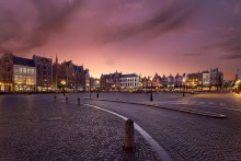Brugge. Purple twilight / 2011-08-21
23:20 Msk
+20 °C