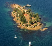 Bewohnte Insel / ***