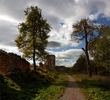 Shards Golshanskaya Castle / ******