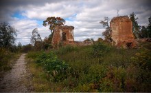 Autumn in Castle Golshanskaya / ******