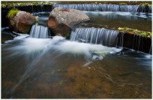 Mini - einem Wasserfall / ***