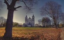 Trinity Church / ***