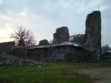 Die Ruinen der Burg Krevo. / ***