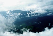 Sitzt auf einer Wolke / *****