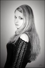 Girl / ***