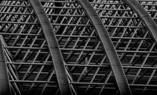 Linearität / ***