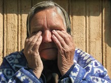 Augen sind müde, ermüden Stifte / ***