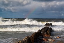 Regenbogen-und Sturm / ***