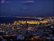 Haifa am Abend. / ***