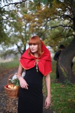 Little Red Riding Hood / ***